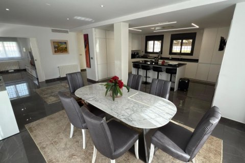 Вилла с 5 спальнями в Giao Chau, Вьетнам №83846 26