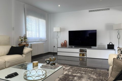 Вилла с 5 спальнями в Giao Chau, Вьетнам №83846 2