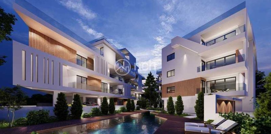 4 bedrooms Penthouse in Germasogeia, Cyprus No. 43790