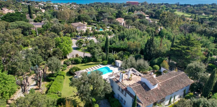 5 chambres Villa à Grimaud, France No. 100298