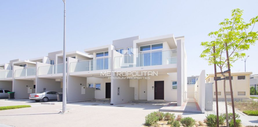 3 bedrooms Townhouse in DAMAC Hills (Akoya by DAMAC), UAE No. 119883