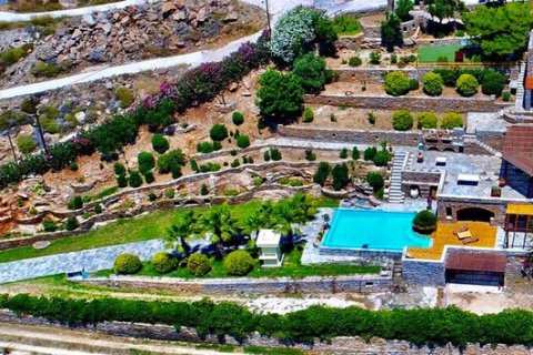 6 bedrooms Villa in Kea, Greece No. 117648 2