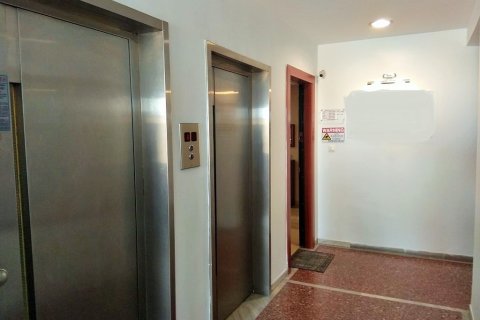 3 rooms Apartment in Thessaloniki, Greece No. 57496 14