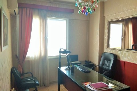 3 rooms Apartment in Thessaloniki, Greece No. 57496 9