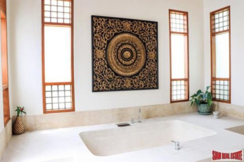 5 bedrooms Villa in Ko Samui, Thailand No. 96250 7