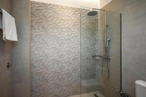 5 bedrooms Villa in Corfu, Greece No. 108172 15