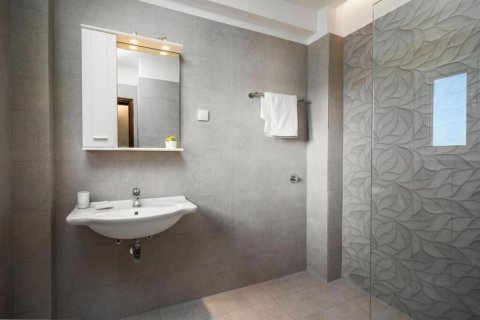 5 bedrooms Villa in Corfu, Greece No. 108172 16