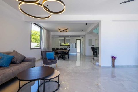 4 chambres House à Chloraka, Cyprus No. 31905 5