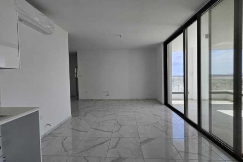 4 dormitorios Apartment en Larnaca, Cyprus No. 34096 5