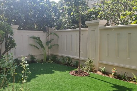 4 bedrooms Townhouse in Bavaria Town, Vietnam No. 95152 9