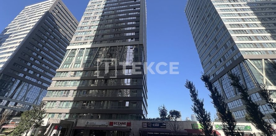 Квартира с 3 спальнями в Стамбул, Турция №123517