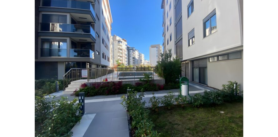 2 bedrooms Apartment in Konyaalti, Turkey No. 116876