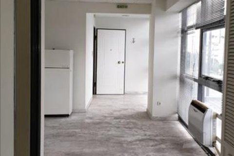 660m² Commercial property in Vari, Greece No. 57593 7