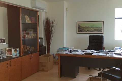 660m² Commercial property in Vari, Greece No. 57593 10