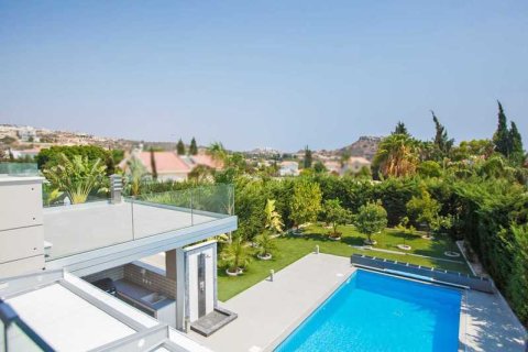 4 bedrooms Villa in Agios Tychonas, Cyprus No. 30657 6