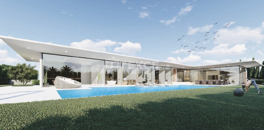 5 bedrooms Villa in Urla, Turkey No. 110532