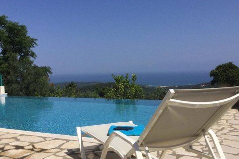 5 bedrooms Villa in Corfu, Greece No. 49769 15