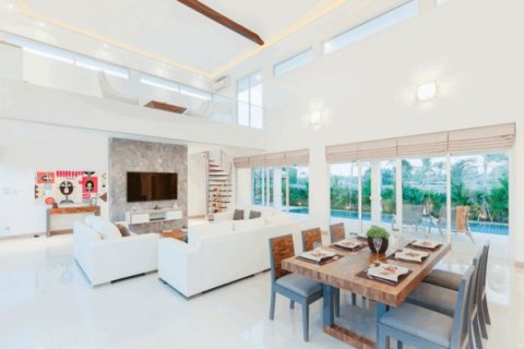 3 bedrooms Duplex in Pattaya, Thailand No. 96872 6