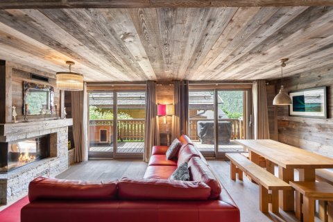 2 bedrooms Apartment in Les Allues, France No. 99649 3