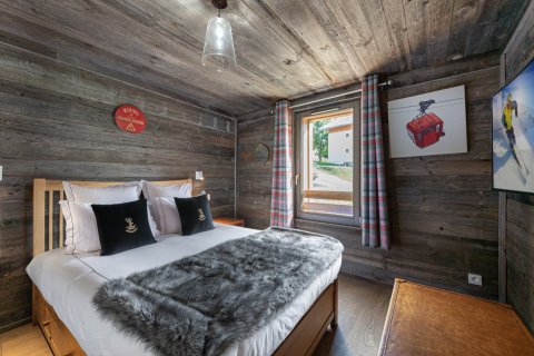 2 bedrooms Apartment in Les Allues, France No. 99649 6