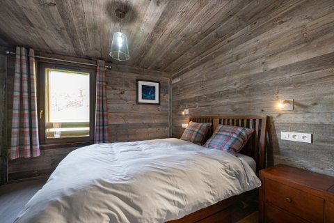 2 bedrooms Apartment in Les Allues, France No. 99649 7