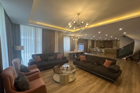 Квартира с 4 комнатами в Аланья, Турция №86093