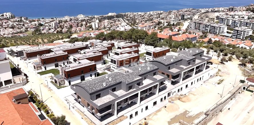 Квартира с 2 спальнями в Кушадасы, Турция №127712