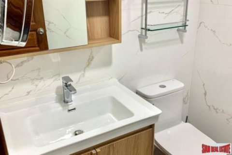 2 bedrooms Apartment in Bangkok, Thailand No. 96666 7