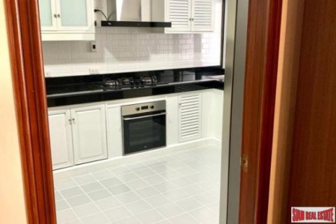 2 bedrooms Apartment in Bangkok, Thailand No. 96666 5