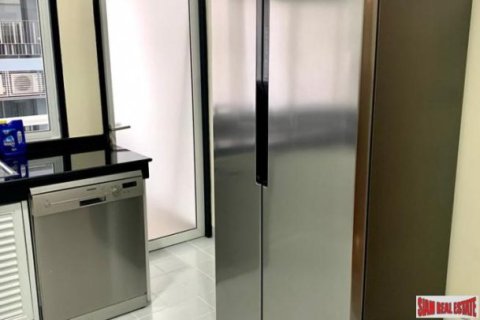 2 bedrooms Apartment in Bangkok, Thailand No. 96666 4