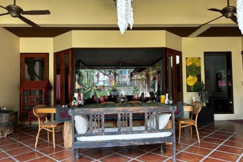 4 bedrooms Commercial property in Samut Prakan, Thailand No. 97144 10