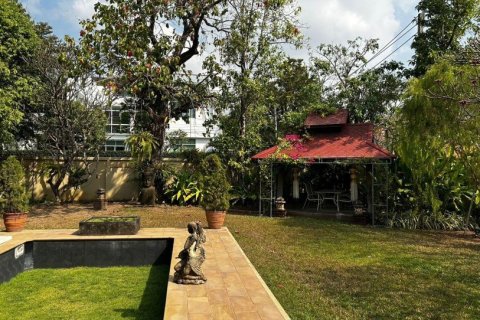 4 bedrooms Commercial property in Samut Prakan, Thailand No. 97144 2