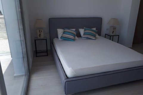 3 bedrooms Villa in Paphos, Cyprus No. 106226 5