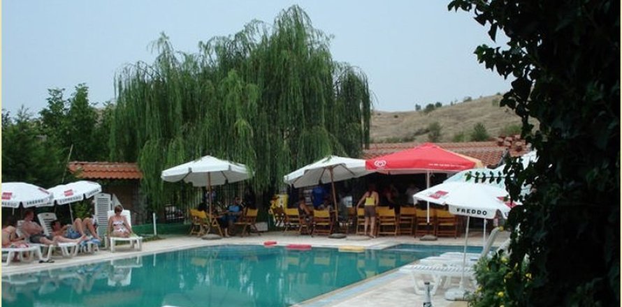 1450m² Hotel à Florina, Greece No. 59321