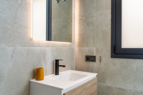 5 bedrooms Villa in Nam Xay, Vietnam No. 85637 17