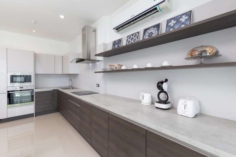 3 bedrooms Condo in Yanui Beach, Thailand No. 2012 8