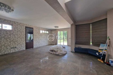 6 bedrooms Villa in Mesa Geitonia, Cyprus No. 74471 4