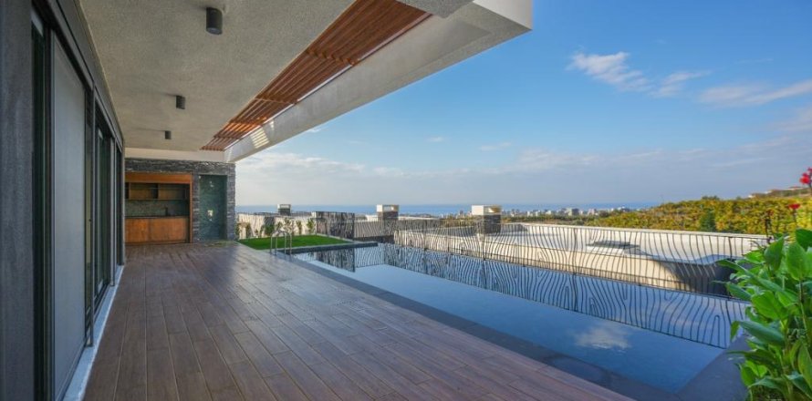 4 rooms Villa in Kargicak, Turkey No. 121946