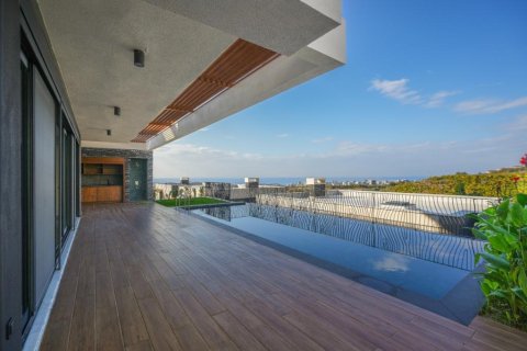 4 habitaciones Villa en Kargicak, Turkey No. 121946