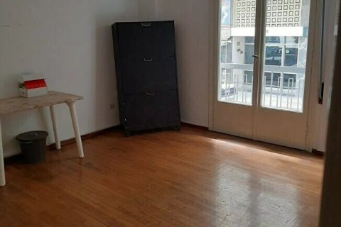 3 bedrooms Apartment in Piraeus, Greece No. 54384 9