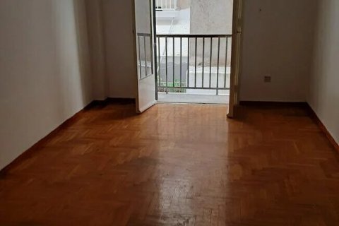 3 bedrooms Apartment in Piraeus, Greece No. 54384 10