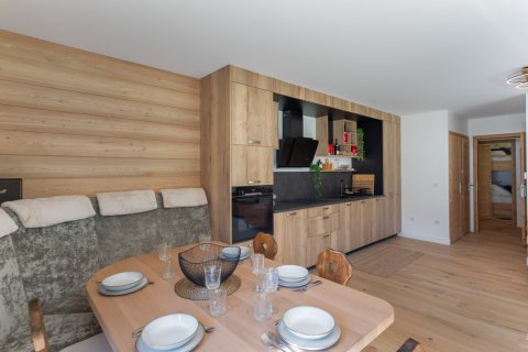 2 bedrooms Apartment in Megeve, France No. 99878 6