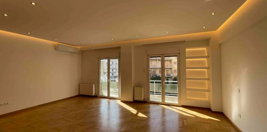 2 bedrooms Apartment in Athens, Greece No. 120715