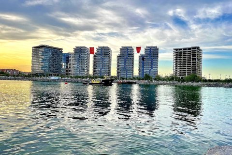 5 dormitorios Apartment en Bakırköy, Turkey No. 14828