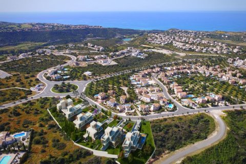 4 bedrooms Villa in Kouklia, Cyprus No. 36903 7