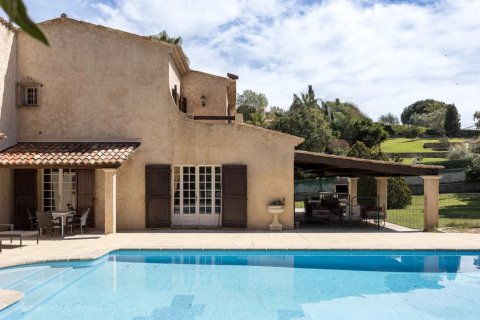4 bedrooms Villa in Vallauris, France No. 68014 1