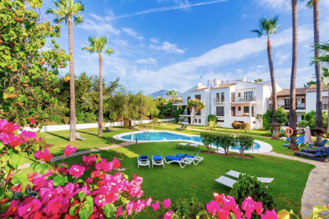 3 bedrooms Penthouse in Tan Xuan, Vietnam No. 83891 2