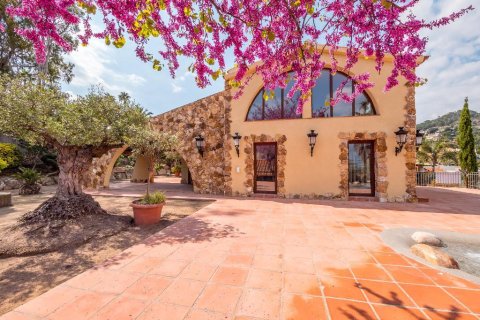 4 dormitorios House en Blanes, Spain No. 25448 1