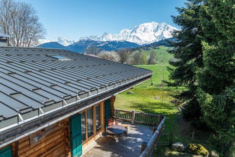 6 bedrooms House in Combloux, France No. 100020 1