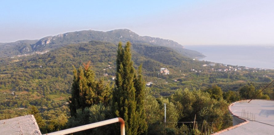 3 bedrooms House in Corfu, Greece No. 58874